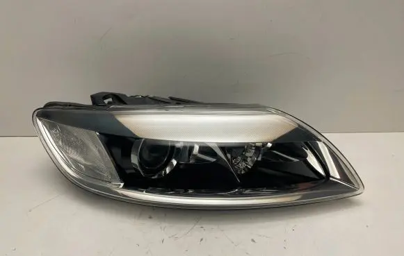 Audi Q7 4L Headlight/headlamp 4L0941004A 89312900