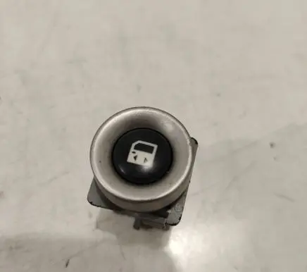 Citroen C8 Tailgate opening switch 