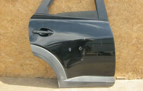 Mazda CX-3 Rear door