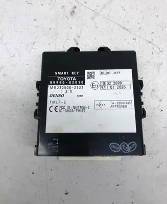 Toyota Auris 150 Door central lock control unit/module 8999002010 MB2325002333