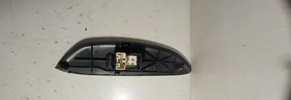 Toyota Yaris Electric window control switch