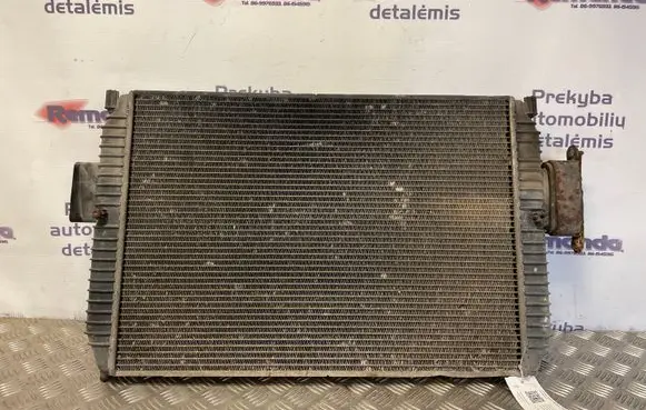 Iveco Daily 35.8 - 9 Coolant radiator