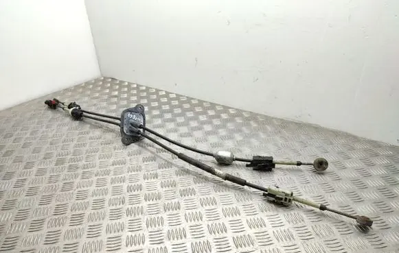 Renault Master III Gear shift cable linkage 349352849R