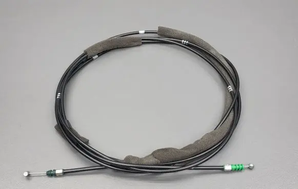 Mazda 3 III Fuel cap flap release cable 