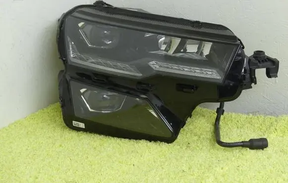 Skoda Karoq Headlight/headlamp 57B941036B