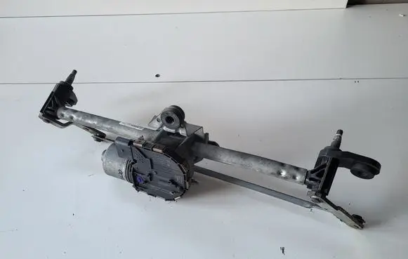 Skoda Octavia Mk3 (5E) Wiper motor 5E2955023A
