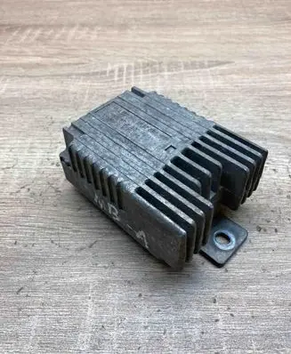 Mercedes-Benz A W168 Coolant fan relay A0235456832