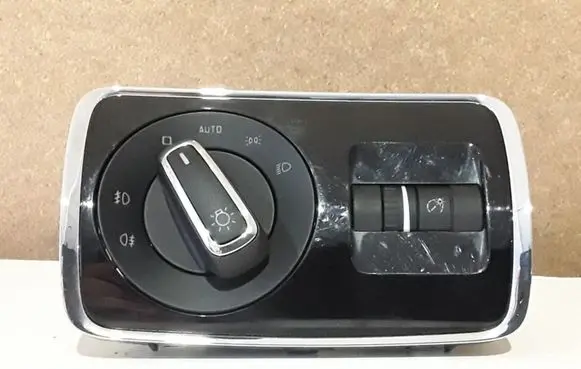 Skoda Superb B6 (3T) Light switch 3T0941431B