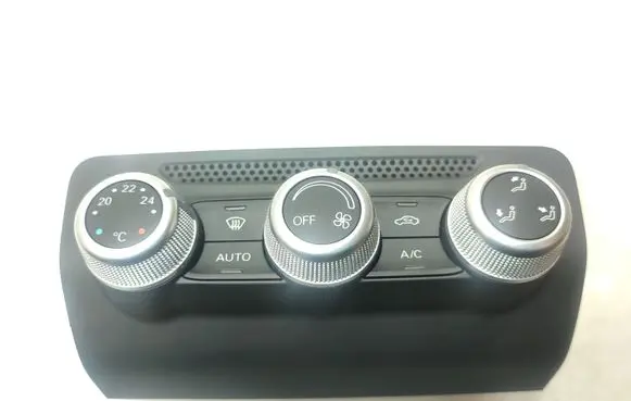 Audi A1 Climate control unit 8XA820043
