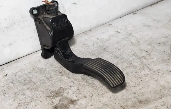 Volkswagen Crafter Accelerator throttle pedal A9063000404 0280755023