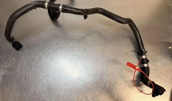 Renault Master IV Engine coolant pipe/hose DORENAULTMASTERIV