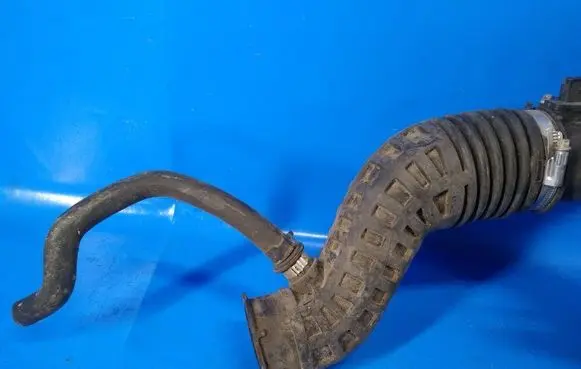 Nissan X-Trail T31 Air intake hose/pipe 16576JG70A