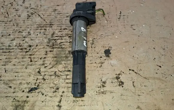 BMW 1 E81 E87 High voltage ignition coil 0221504100