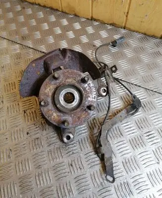 Mazda Premacy Front wheel bearing hub 
