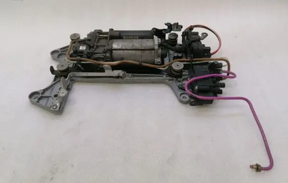 Bentley Continental Air suspension compressor/pump 971616006F