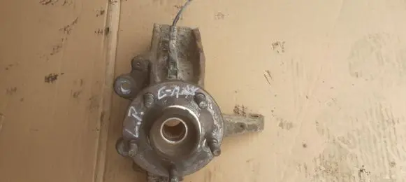 Ford Focus C-MAX Front wheel hub