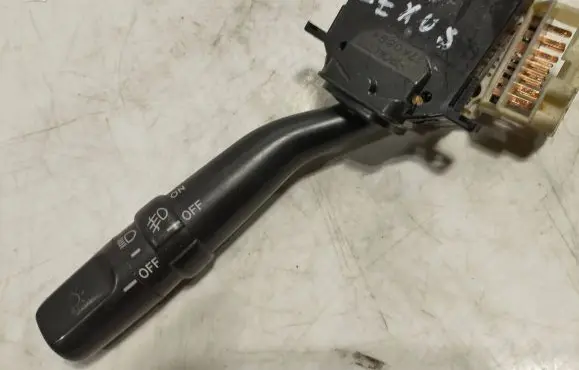 Toyota Avensis T220 Indicator stalk 17a0896