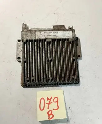 Renault Clio II Engine control unit/module ECU 7700105277