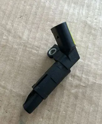 Volkswagen Polo V 6R Crankshaft position sensor 03D906433