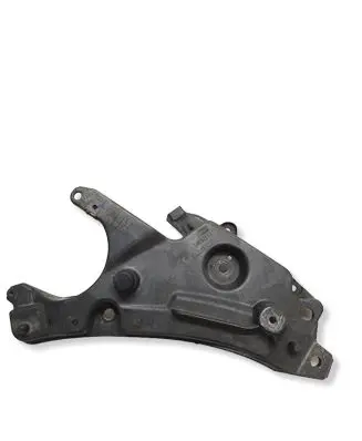 Volvo S90, V90 Fender mounting bracket 31378985