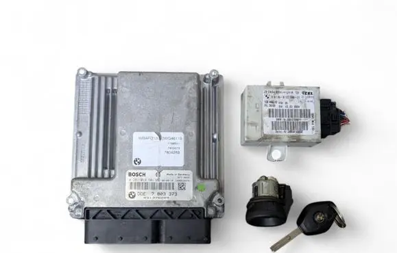 BMW X3 E83 Engine ECU kit and lock set 0281013501 7803373