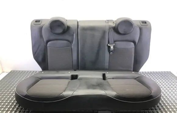 Fiat 500X Second row seats 