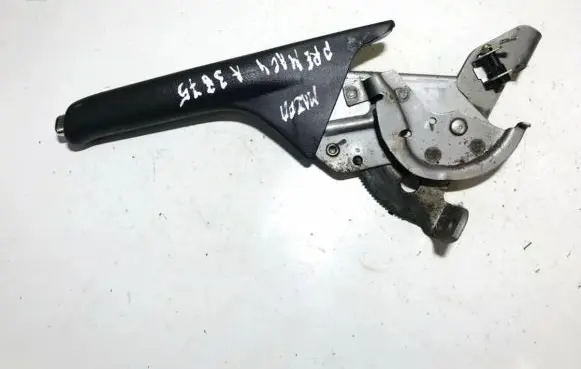 Handbrake/parking brake lever assembly