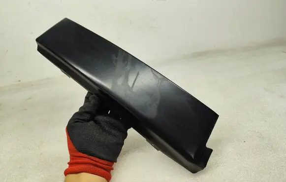 Audi A3 S3 8L Front door glass trim molding 8L3853289
