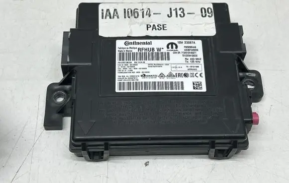 Dodge Durango III Keyless system antenna P68509804AB 105423087A A3C0673450200