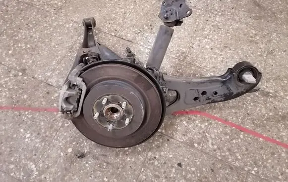 Lexus RX 450H Rear wheel hub spindle/knuckle R71R
