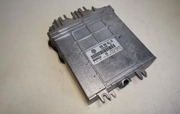 Volkswagen Sharan Engine control unit/module 028906021GS 0281001738