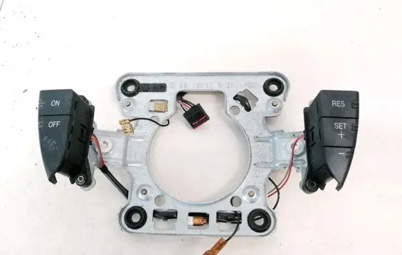 Ford Mondeo Mk III Steering wheel buttons/switches 3S71F042B85CAW 3S71-F042B85-CAW