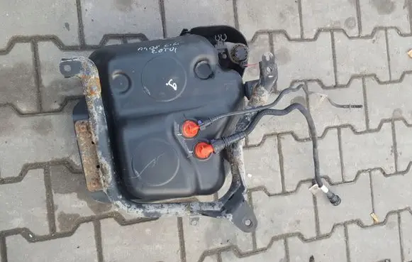 Audi A4 S4 B8 8K AdBlue liquid reservoir 8K0131878D