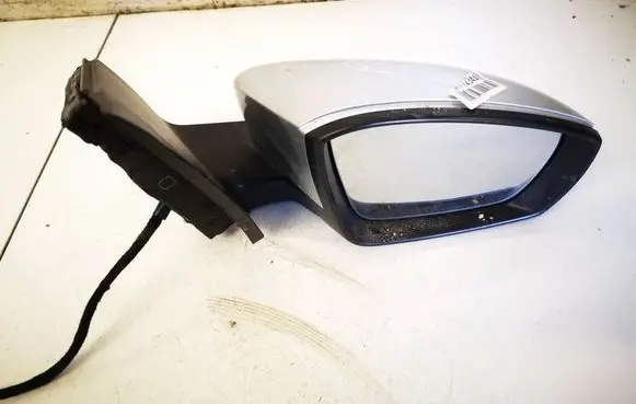Volkswagen Cross Polo Front door electric wing mirror E9024483