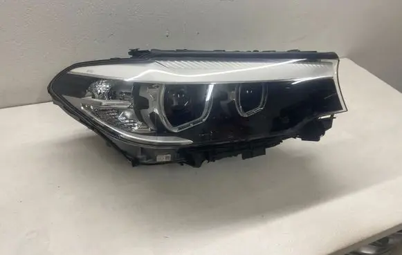 BMW 5 G30 G31 G38 Headlight/headlamp 7439200 10391020006 EPU716A