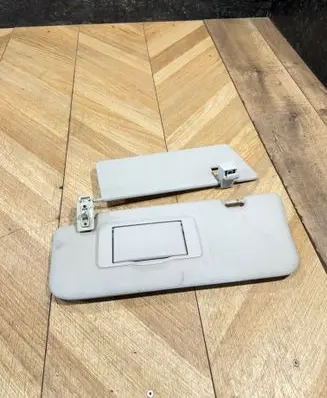 Mercedes-Benz GL X164 Sun visor A1648101010
