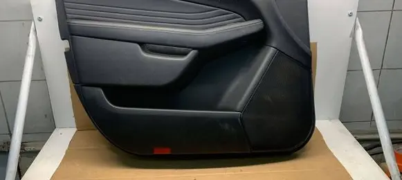 Mercedes-Benz GLE (W166 - C292) Front door card panel trim A1667209301 A1662641231 6096RRR