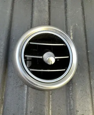 Mercedes-Benz C W205 Dashboard air vent grill cover trim A2058304400
