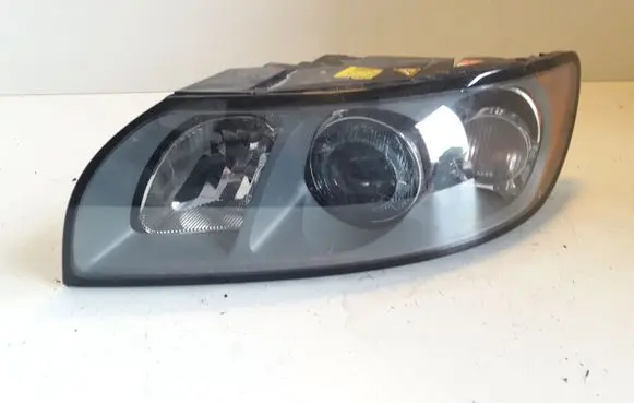 Volvo V50 Headlight/headlamp 30698889