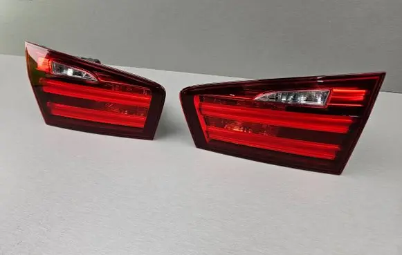 BMW 5 F10 F11 Tailgate rear/tail lights 7203227 7203228 63217203227
