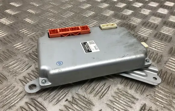 Toyota Prius (XW30) Other control units/modules 8989247090