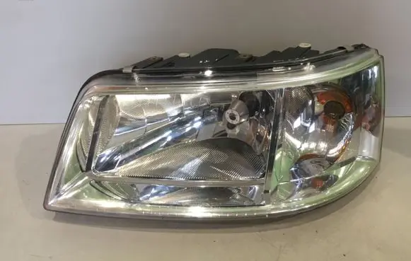 Volkswagen Transporter - Caravelle T5 Headlight/headlamp
