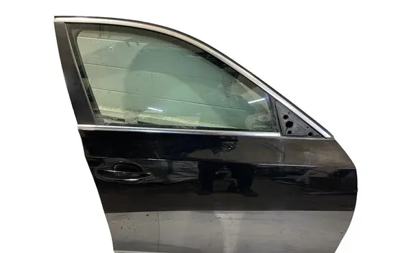 BMW 5 E60 E61 Front door 