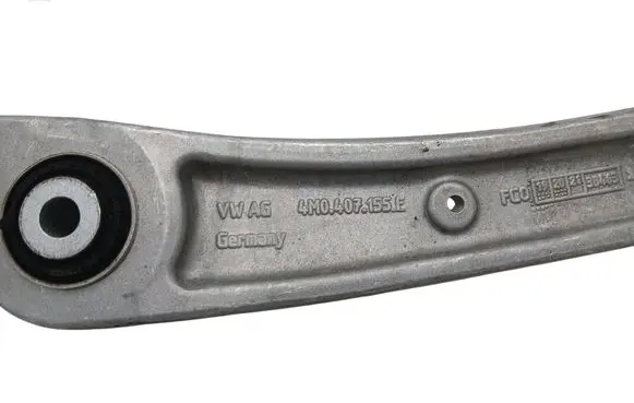 Audi Q8 Front lower control arm/wishbone 4M0407155E