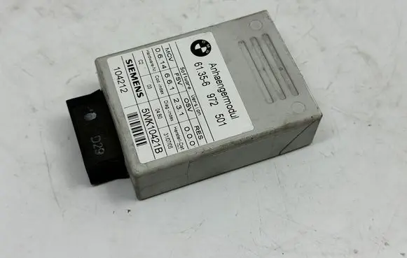 BMW 3 E90 E91 Tow bar trailer control unit/module 6972501 61356972501 6850497