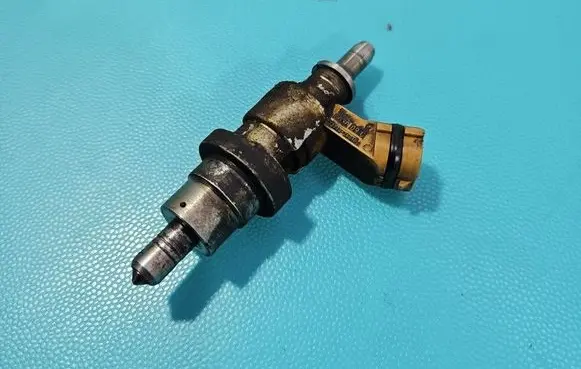 Toyota Avensis T250 Fuel injector 2371026010 IMPRK1582794