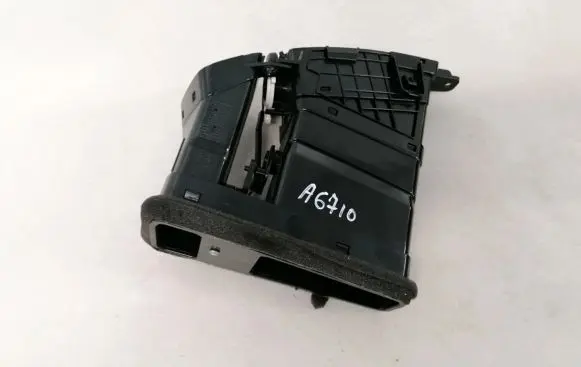 KIA Ceed Dash center air vent grill 974101h000