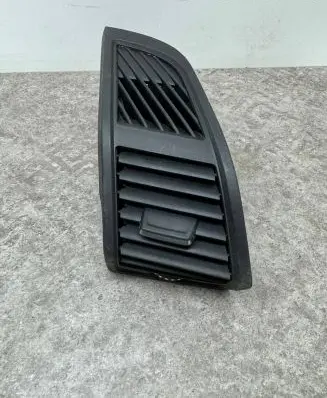 BMW i3 Dashboard side air vent grill/cover trim 9283002 64229283002