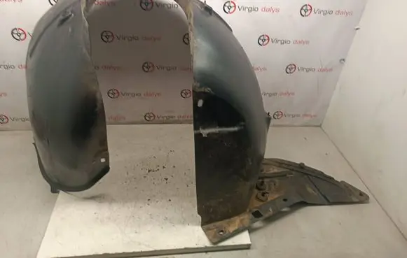 Citroen C3 Picasso Front wheel arch liner splash guards 9684572380
