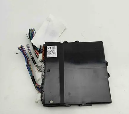 Toyota Prius (XW50) Central body control module 8998147480